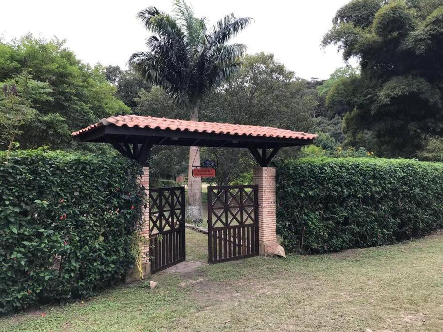 Chale Carolina Bela Villa Guaramiranga Bagian luar foto